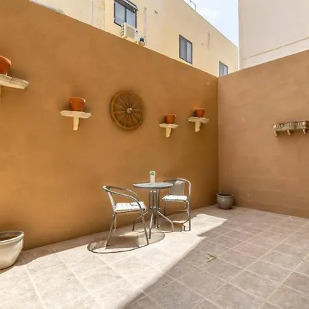 Maisonette Filled With Maltese Charm In The South Of Malta Marsaskala