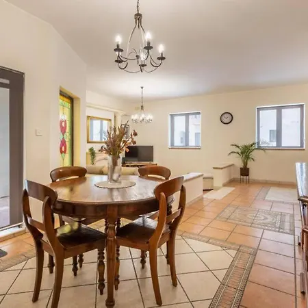 Maisonette Filled With Maltese Charm In The South Of Malta Marsaskala