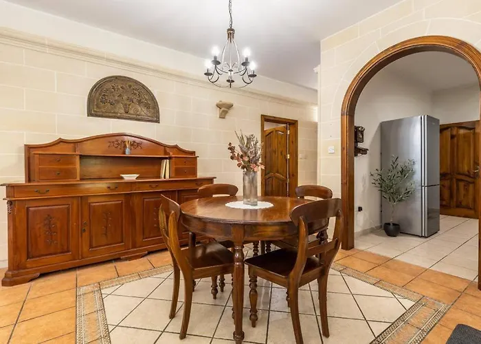 Maisonette Filled With Maltese Charm In The South Of Malta *