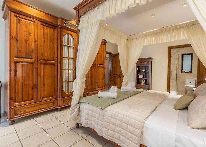 Maisonette Filled With Maltese Charm In The South Of Malta *